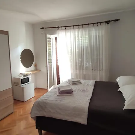 Apartment Nela *